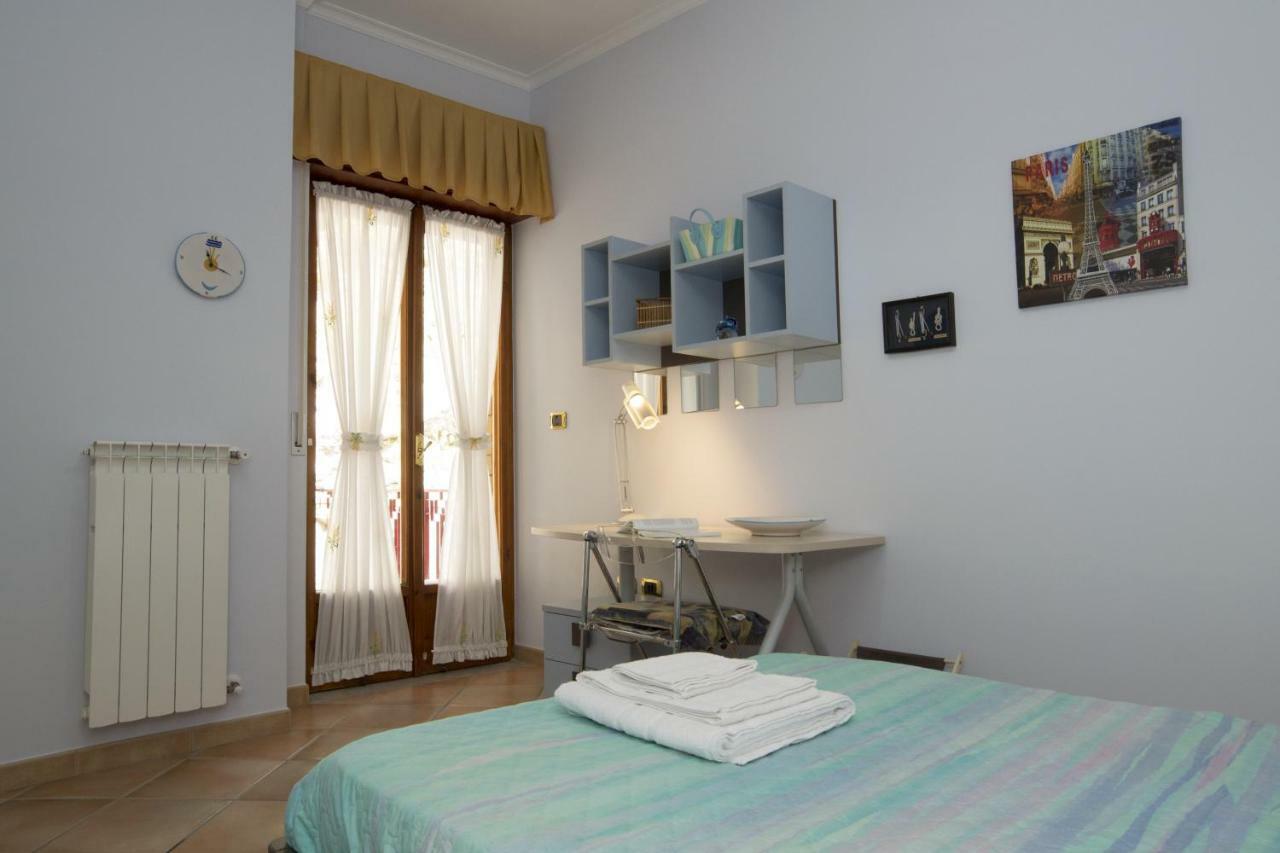 Panorama Host - Domus Amalfi Coast Apartment Maiori Bagian luar foto