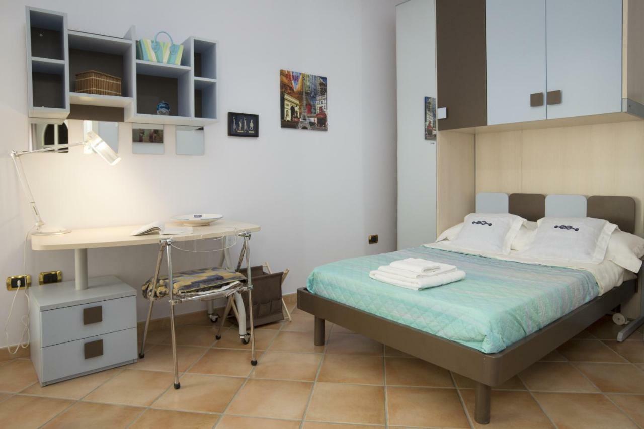 Panorama Host - Domus Amalfi Coast Apartment Maiori Bagian luar foto