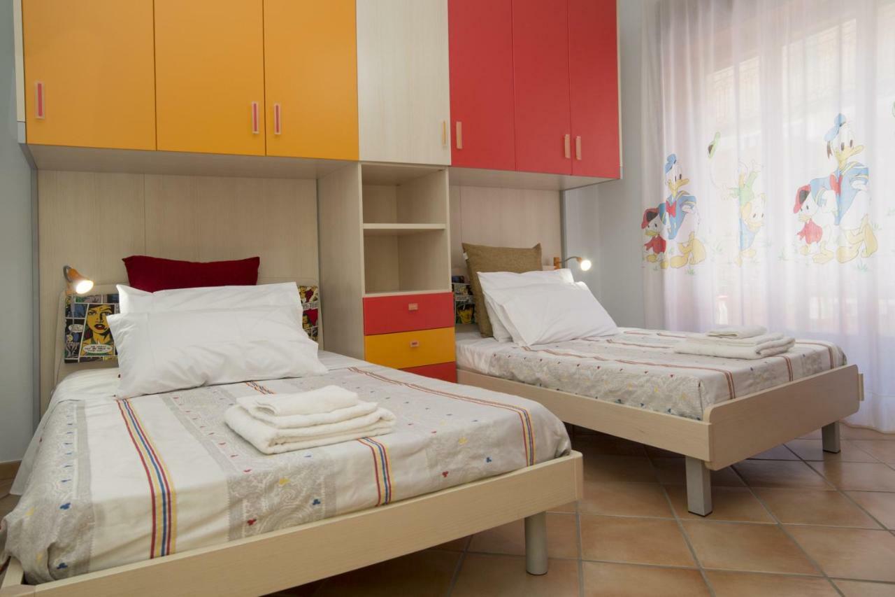 Panorama Host - Domus Amalfi Coast Apartment Maiori Bagian luar foto